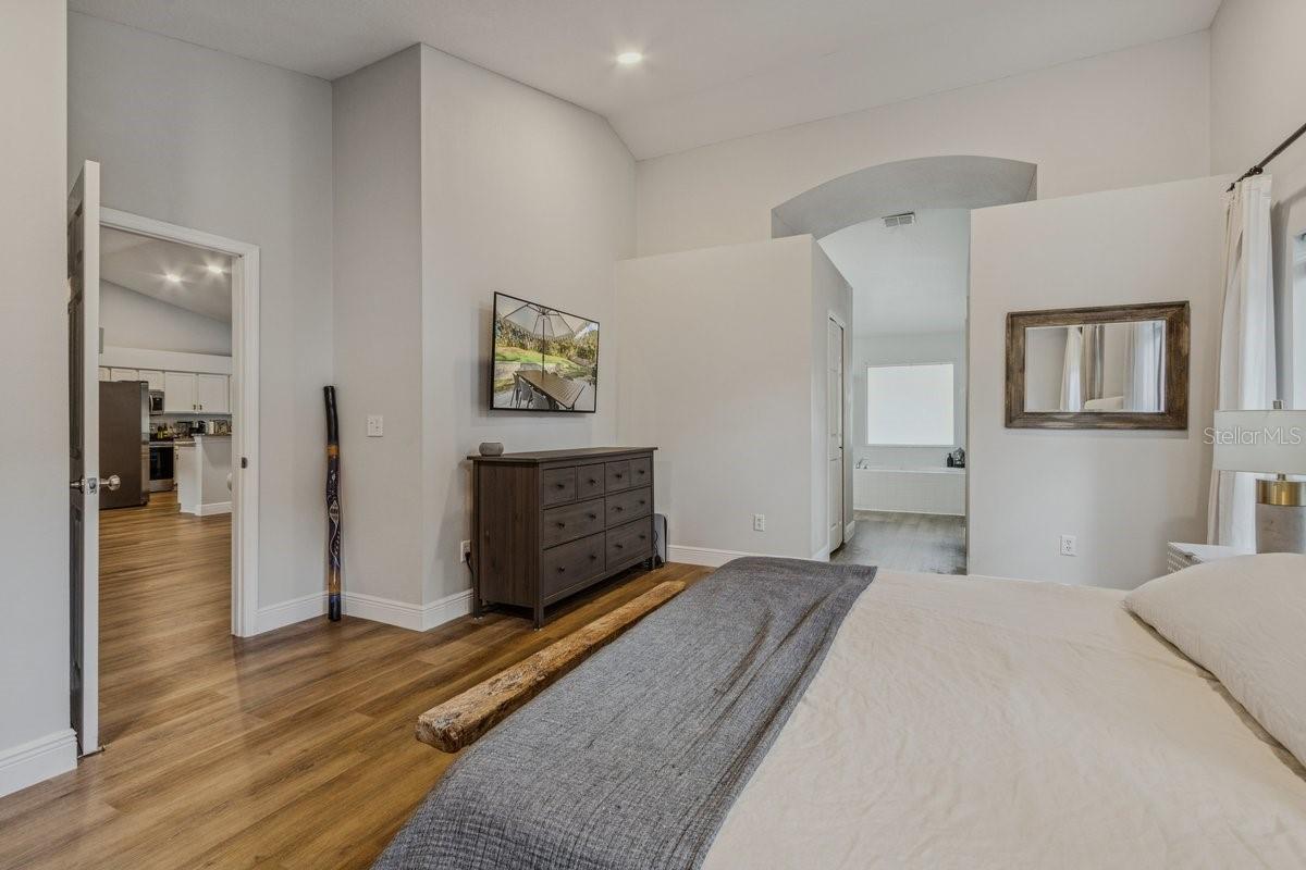 ESTATES AT BENT OAKS - Residential