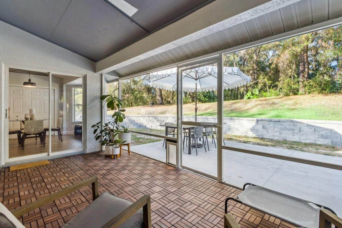 ESTATES AT BENT OAKS - Residential