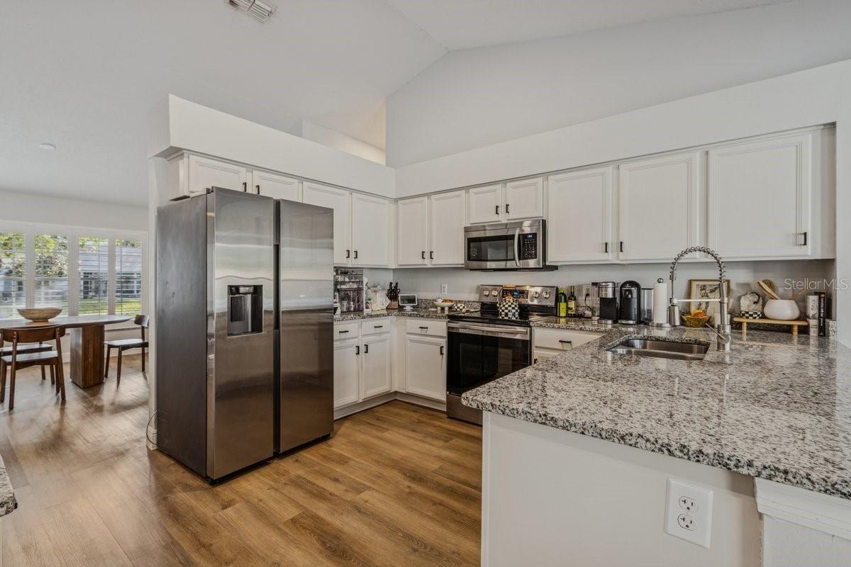 ESTATES AT BENT OAKS - Residential