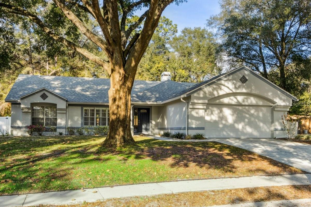 ESTATES AT BENT OAKS - Residential