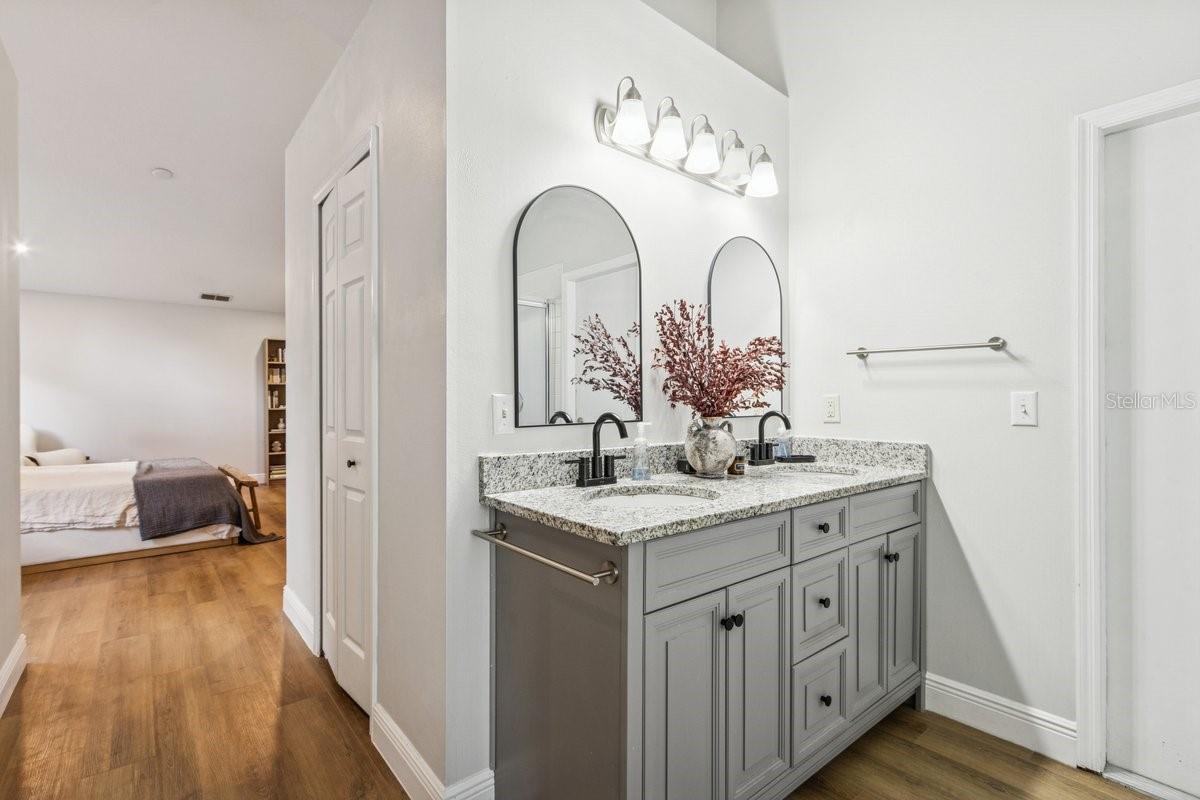 ESTATES AT BENT OAKS - Residential