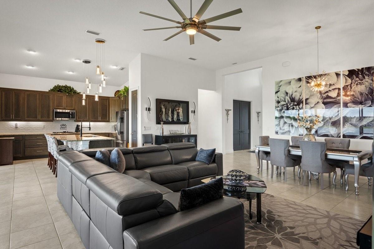 MOSAIC PH 1B - Residential