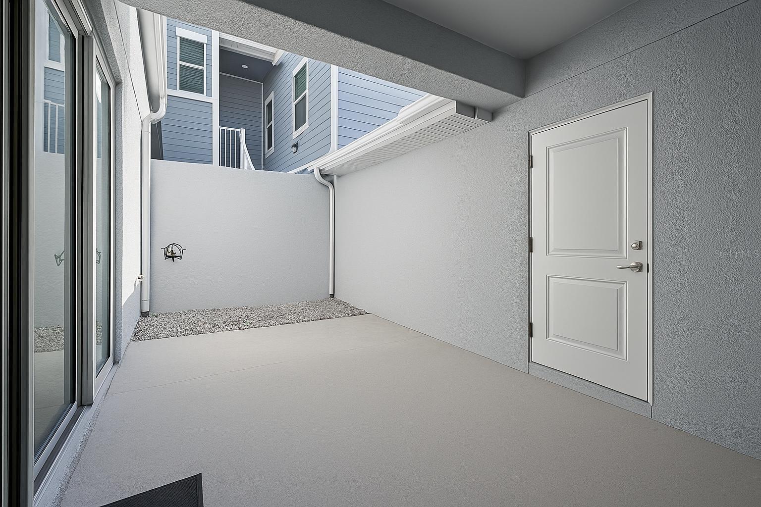 ROYAL ESTATES - Residential