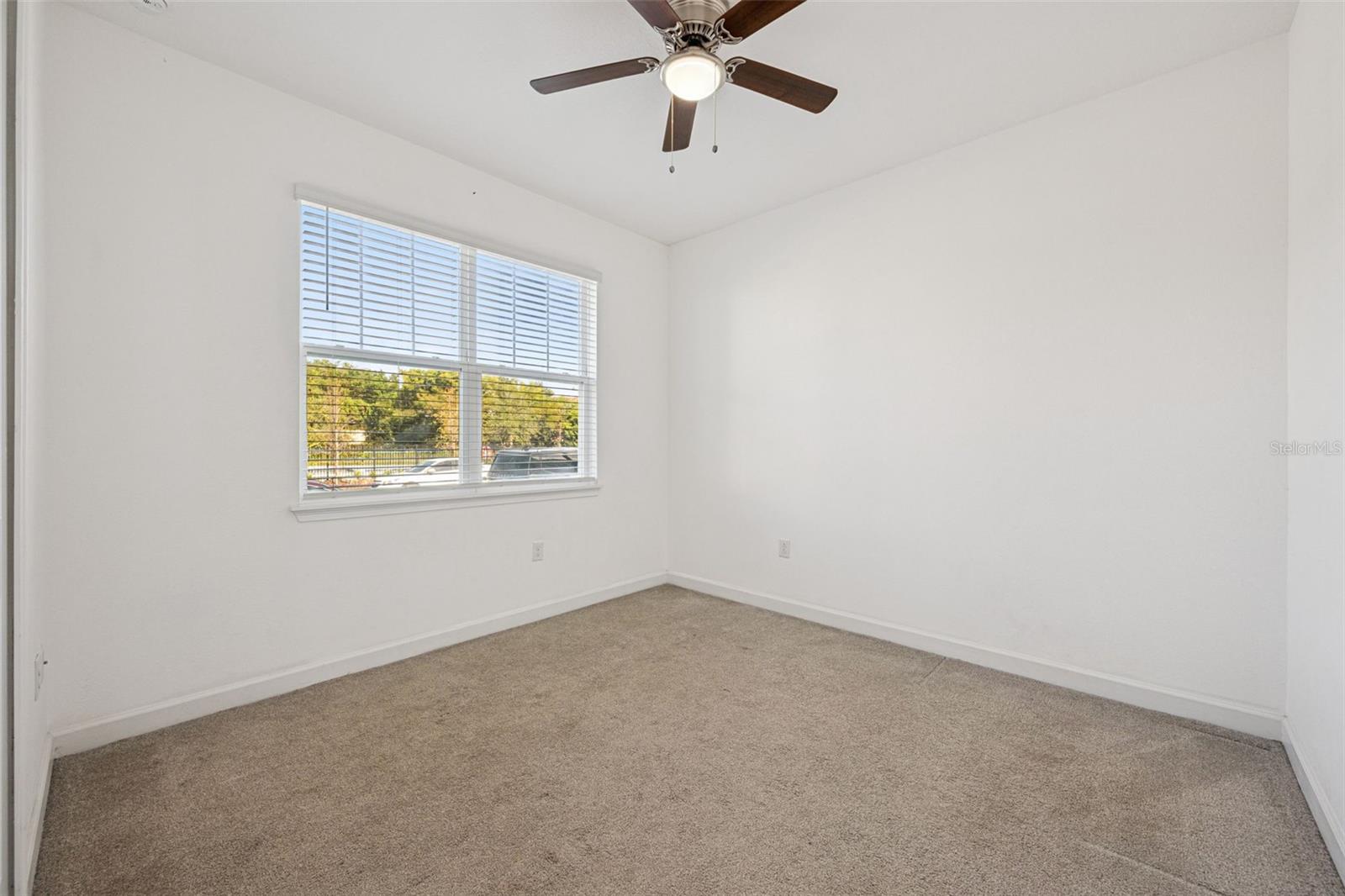 ROYAL ESTATES - Residential