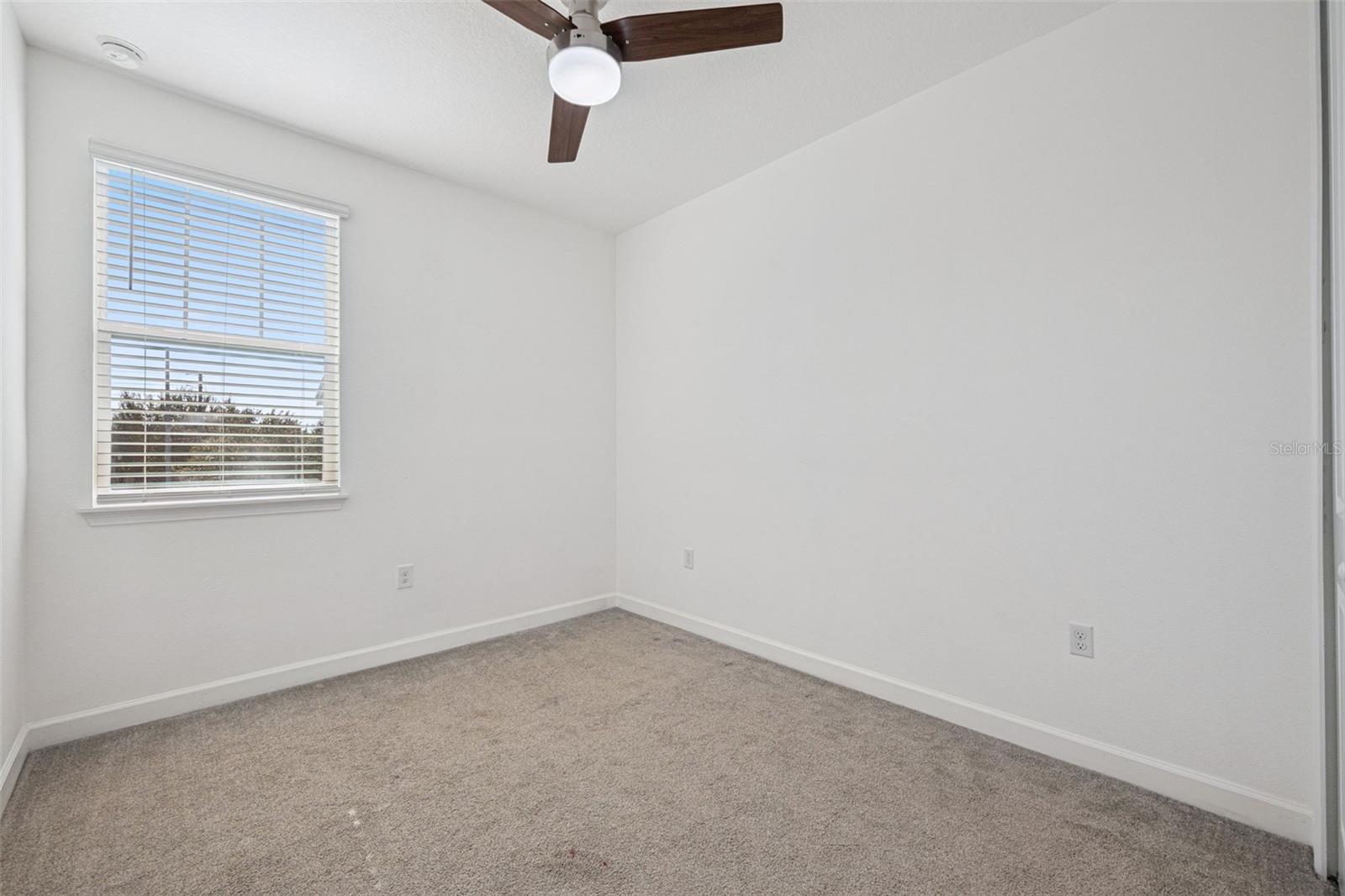 ROYAL ESTATES - Residential