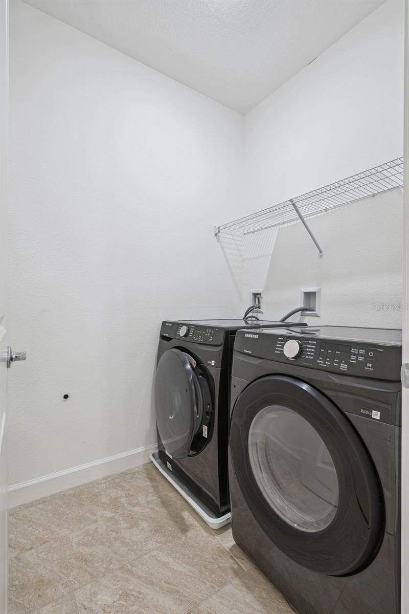 ROYAL ESTATES - Residential