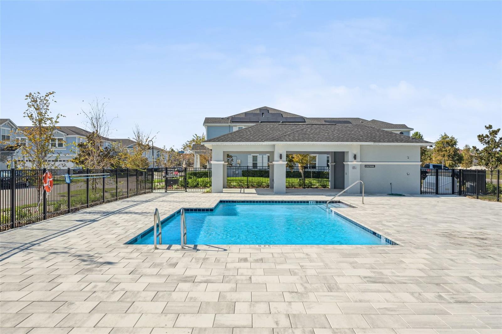 ROYAL ESTATES - Residential