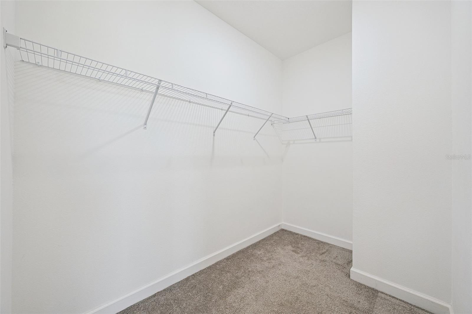 ROYAL ESTATES - Residential