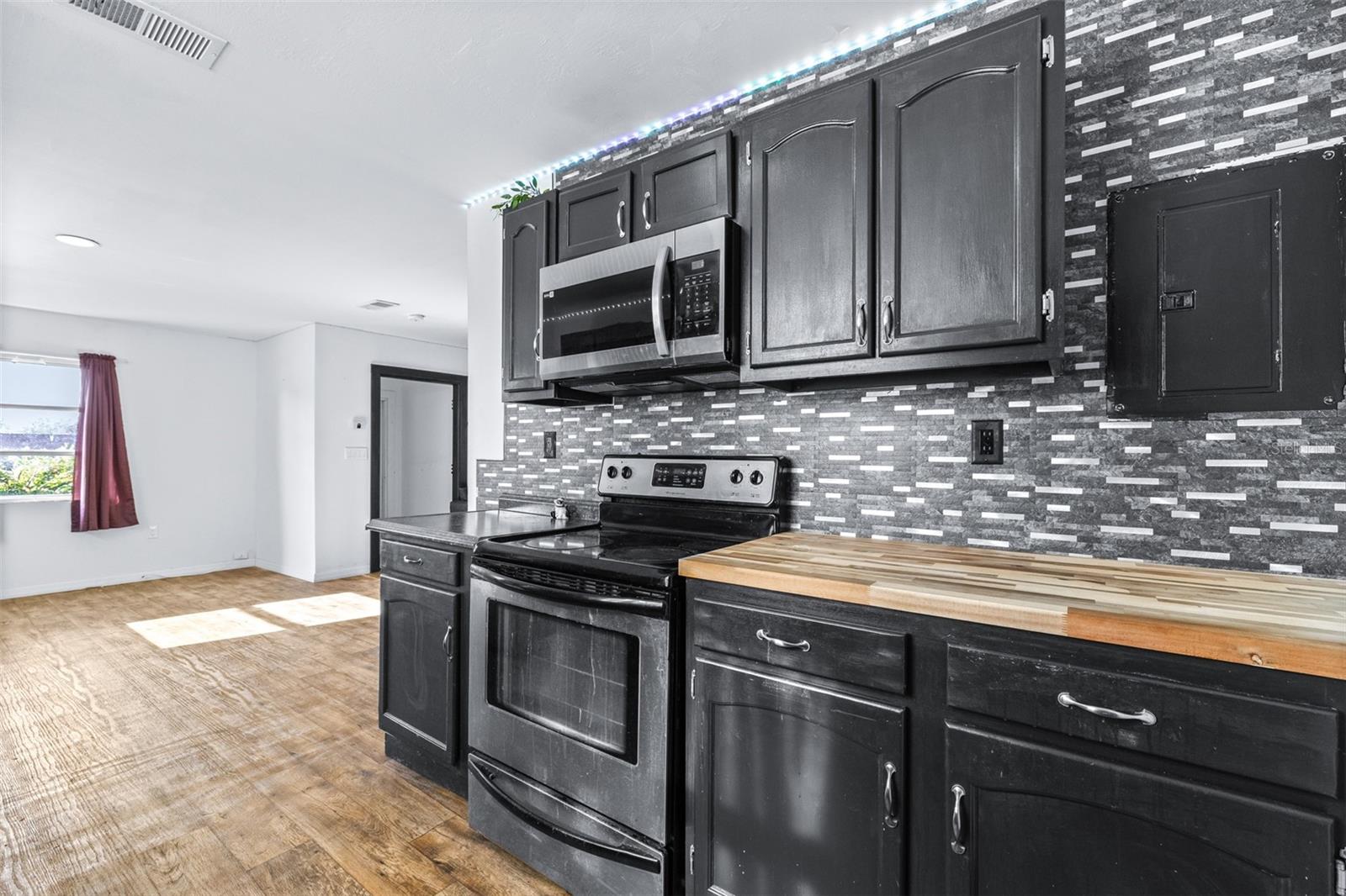 KENILWORTH HEIGHTS SUB - Residential