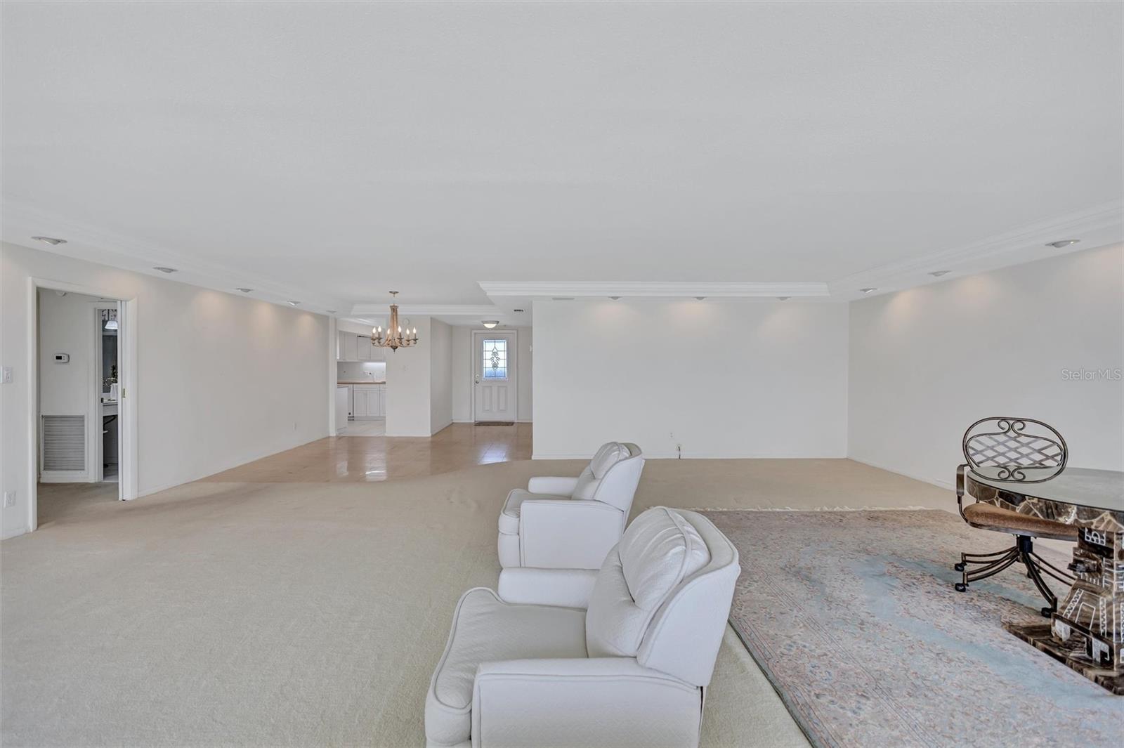 HORIZONS WEST - Residential