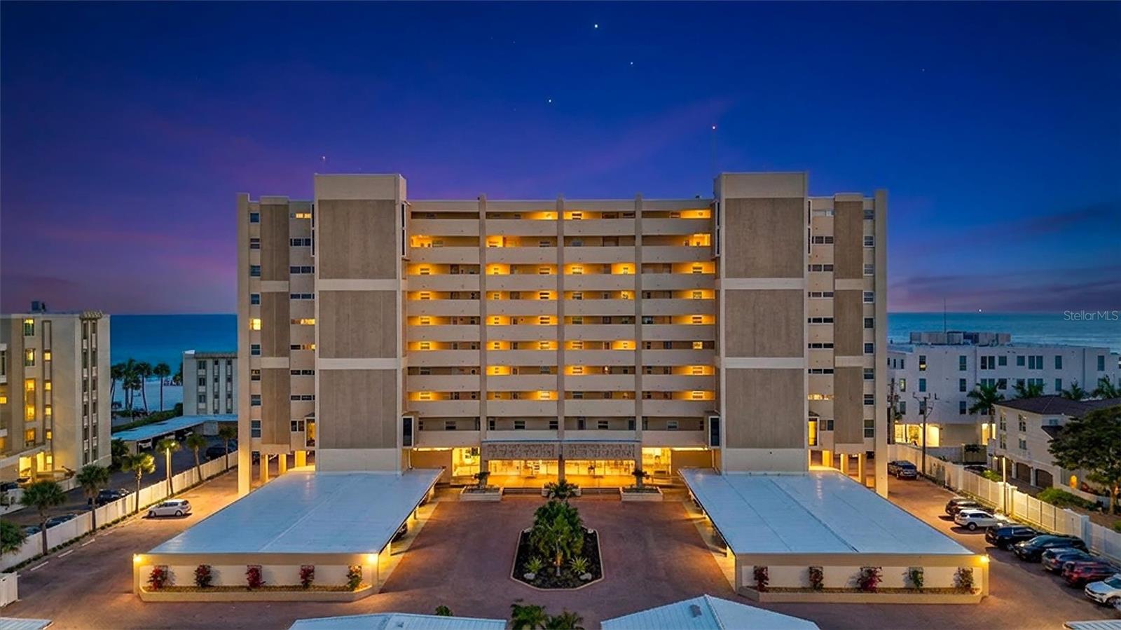 HORIZONS WEST - Residential