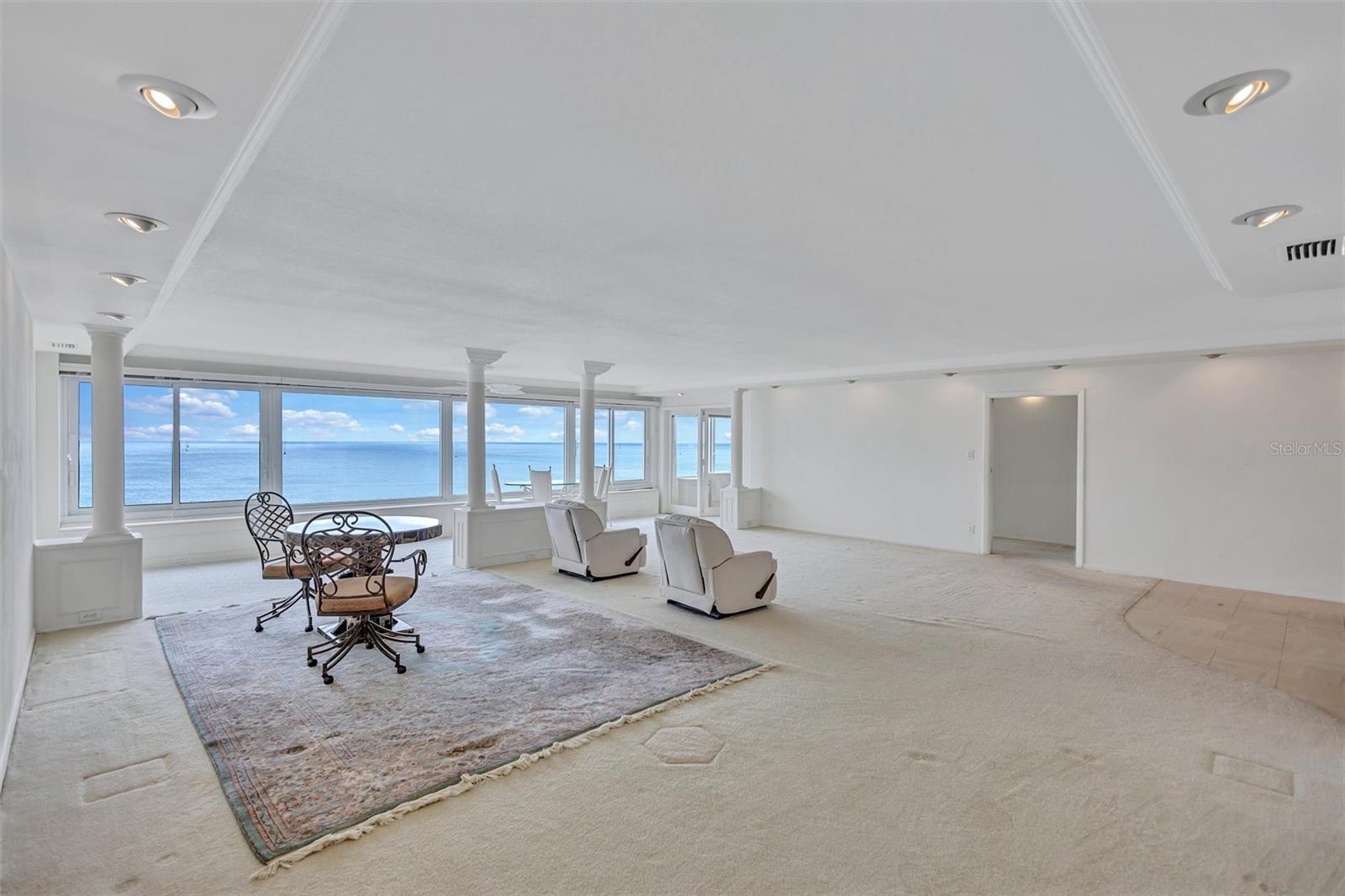 HORIZONS WEST - Residential