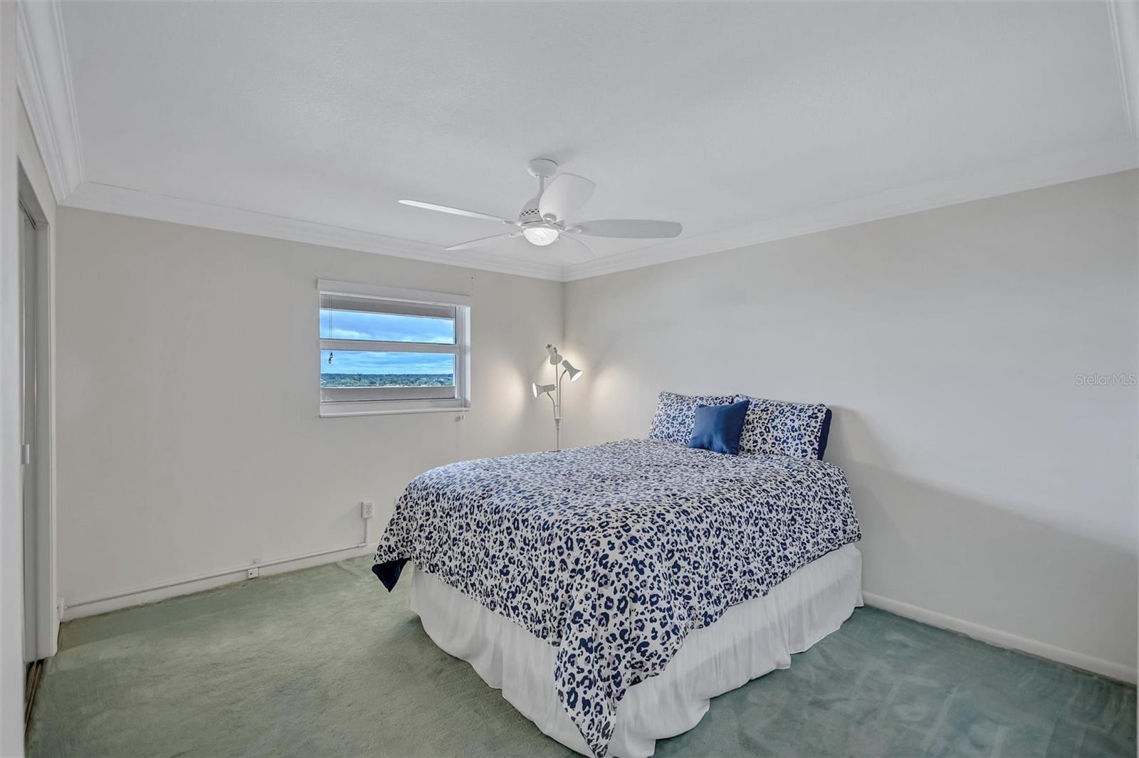 HORIZONS WEST - Residential