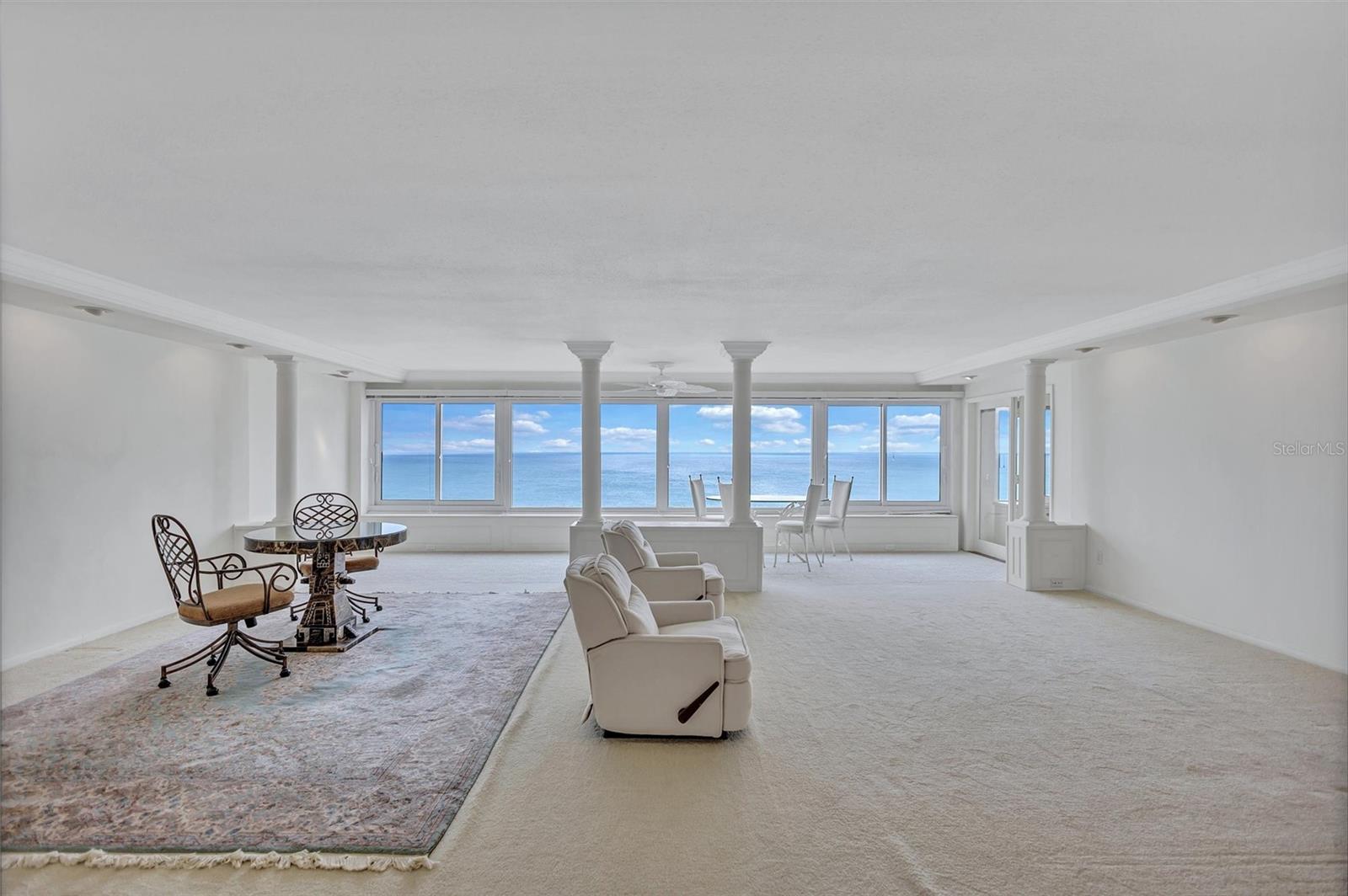 HORIZONS WEST - Residential