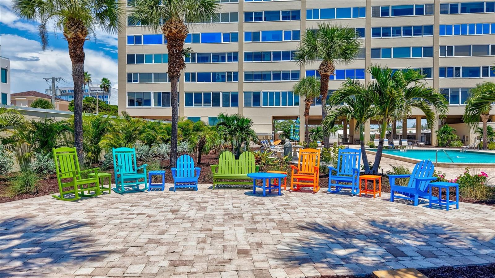 HORIZONS WEST - Residential