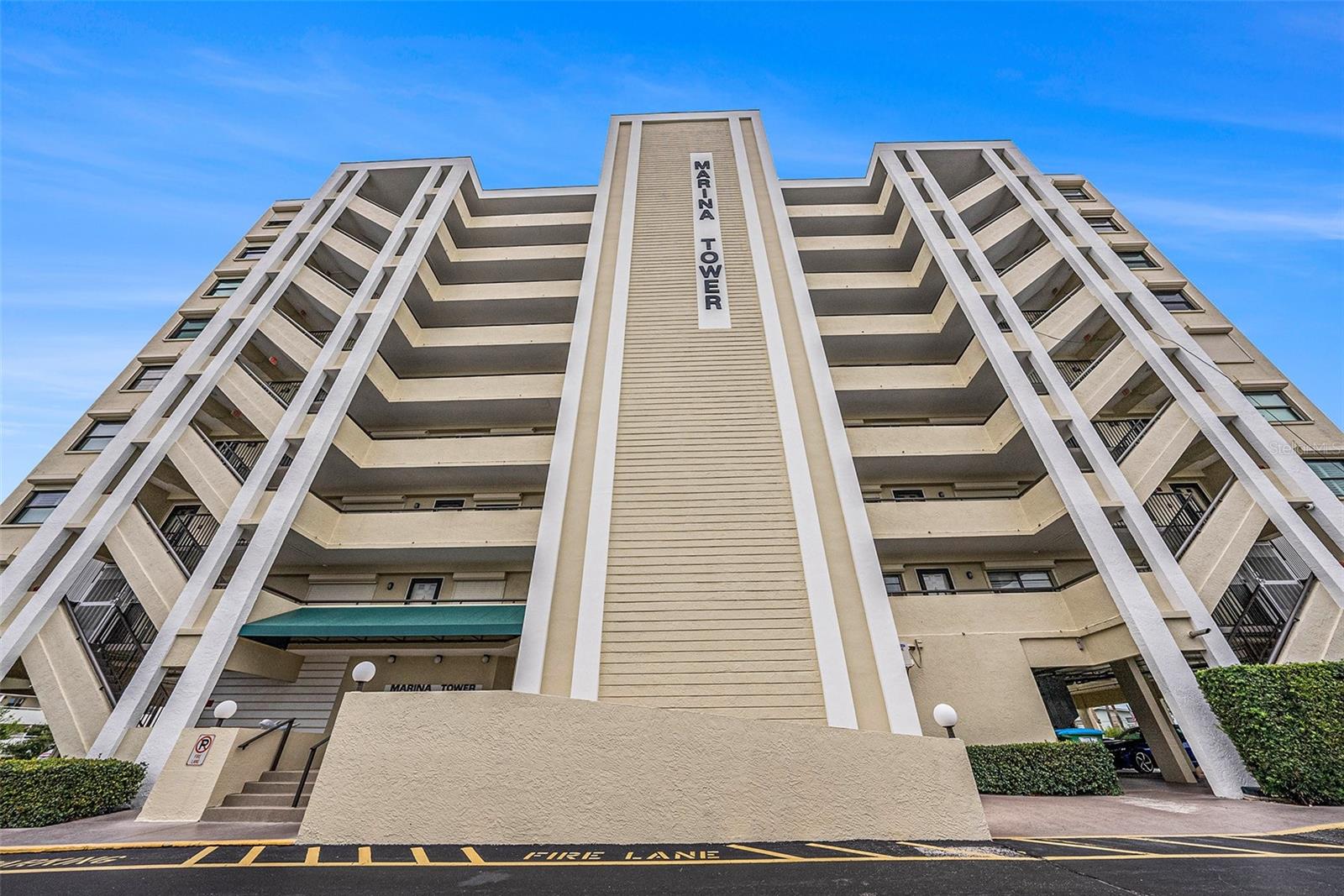 MARINA TOWER A CONDO - Residential