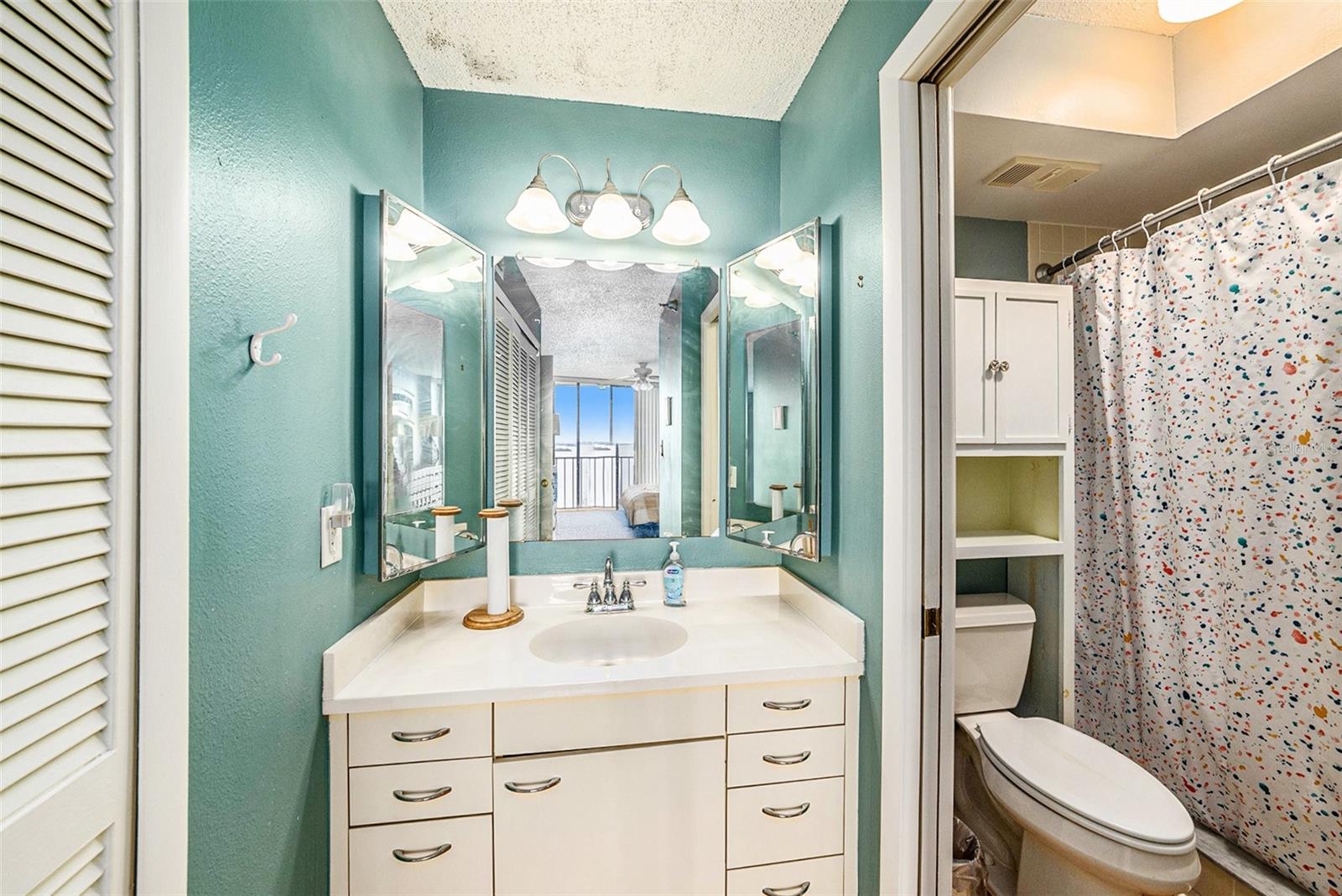 MARINA TOWER A CONDO - Residential