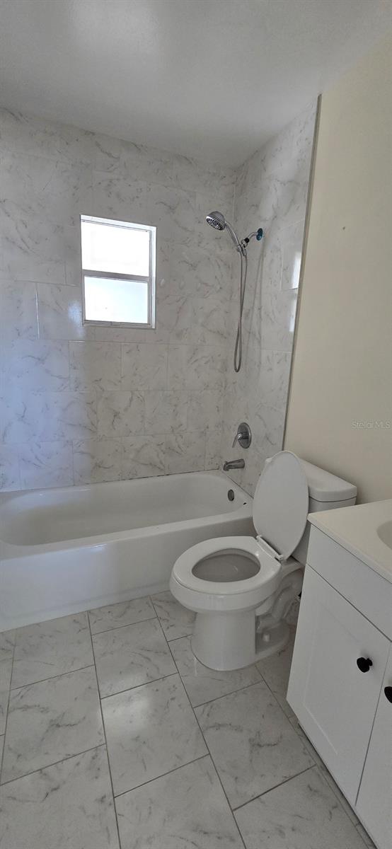 MARION OAKS - Residential Lease