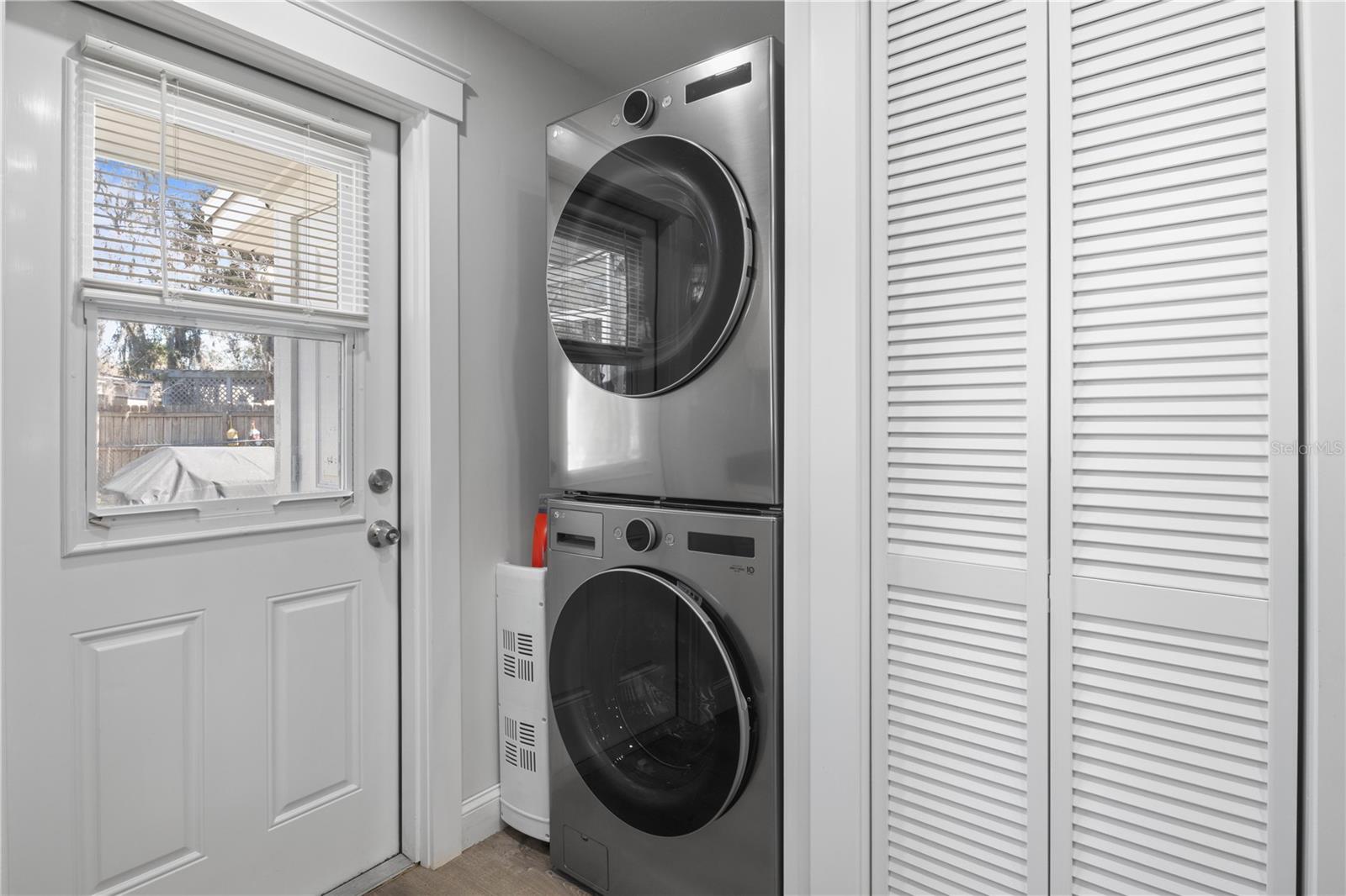 FLORIDA SHORES 01 - Residential