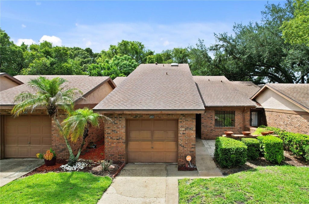 Photo of 302 Sand Trap Cove #302, Longwood, FL 32779 (MLS # O6421197)