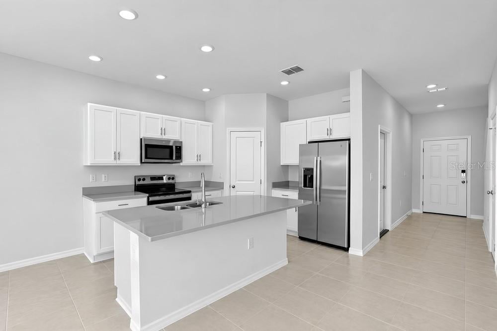 13203 STABLE PLACE