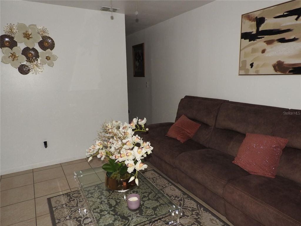 Photo of 2128 W Perio Street, Tampa, FL 33612 (MLS # TB8437510)