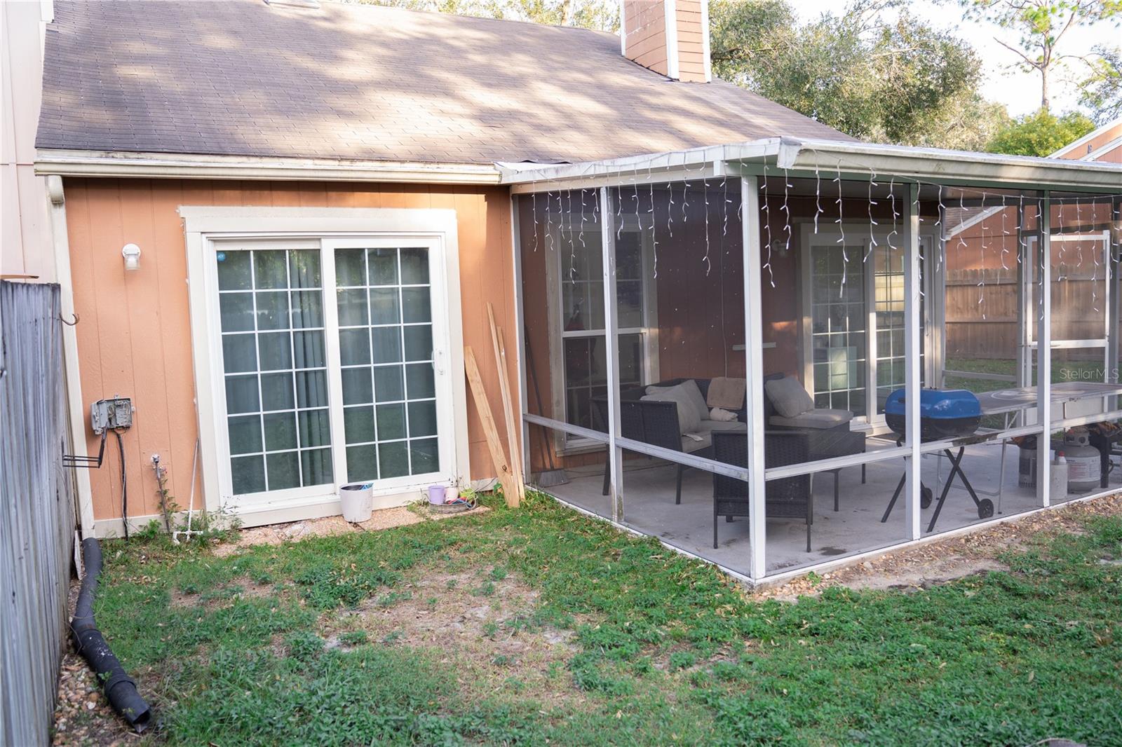9468 FOREST HILLS CIRCLE
