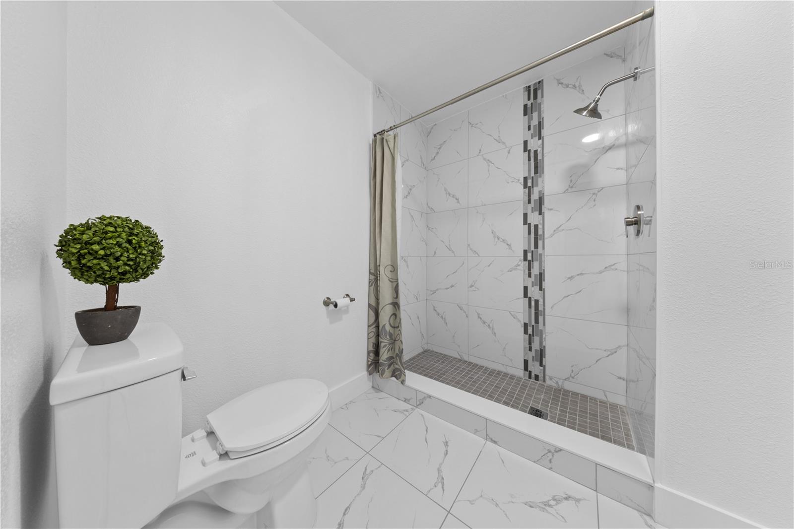 GREENVIEW AT SILVER PINES - Residential