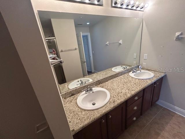 GATEWAY AT RIVERWALK A CONDO THIRD AMD - Residential