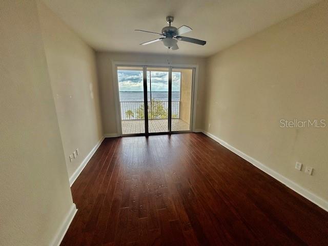 GATEWAY AT RIVERWALK A CONDO THIRD AMD - Residential