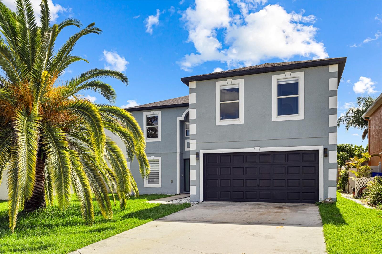 One or more photo(s) has been virtually staged. This beautifully updated home offers a spacious and inviting layout with 4 bedrooms, 2.5 baths, and plenty of room to spread out. From the formal living and dining areas to the cozy family room and oversized bonus/game room, there’s space for everyone and every occasion.
The kitchen has been tastefully remodeled with stylish finishes and a functional layout, opening up seamlessly to the main living areas—perfect for hosting or everyday living. The primary suite is a true retreat, featuring two walk-in closets, a garden tub, and a separate walk-in shower.
Recent upgrades include a new roof (2023), new flooring and interior paint (2023), kitchen remodel (2024), water heater (2024), updated master bath (2024), and refreshed secondary bath (2023)—giving you peace of mind and a move-in ready experience.
Set on a large lot in a welcoming community, this home also offers a picture-perfect backyard for relaxing or entertaining. Just minutes from downtown Orlando, major highways, airports, shopping, dining, and entertainment—this one truly has it all.
Schedule your showing today!