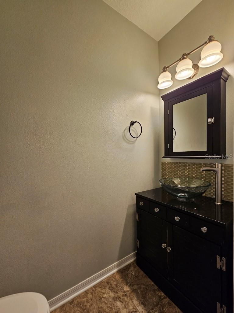 LAKEWOOD RIDGE TWNHMS - Residential Lease