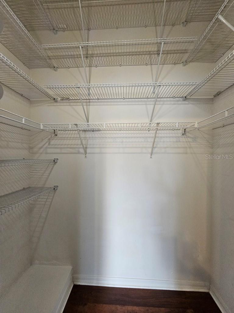 LAKEWOOD RIDGE TWNHMS - Residential Lease