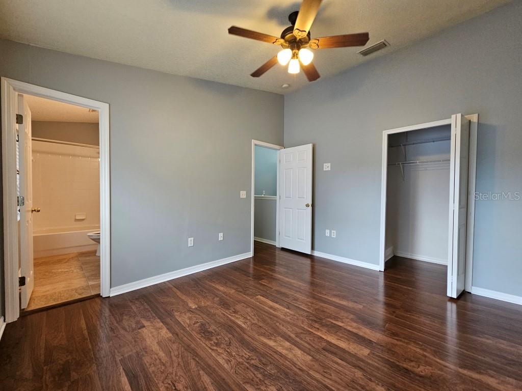 LAKEWOOD RIDGE TWNHMS - Residential Lease