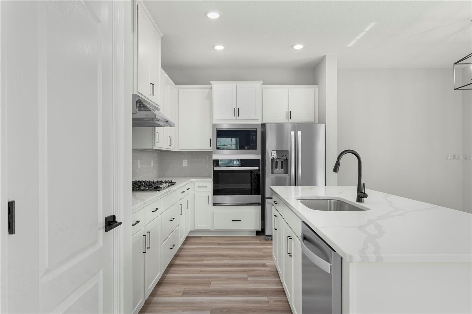 REUNION VILLAGE PHASE 4 - Residential