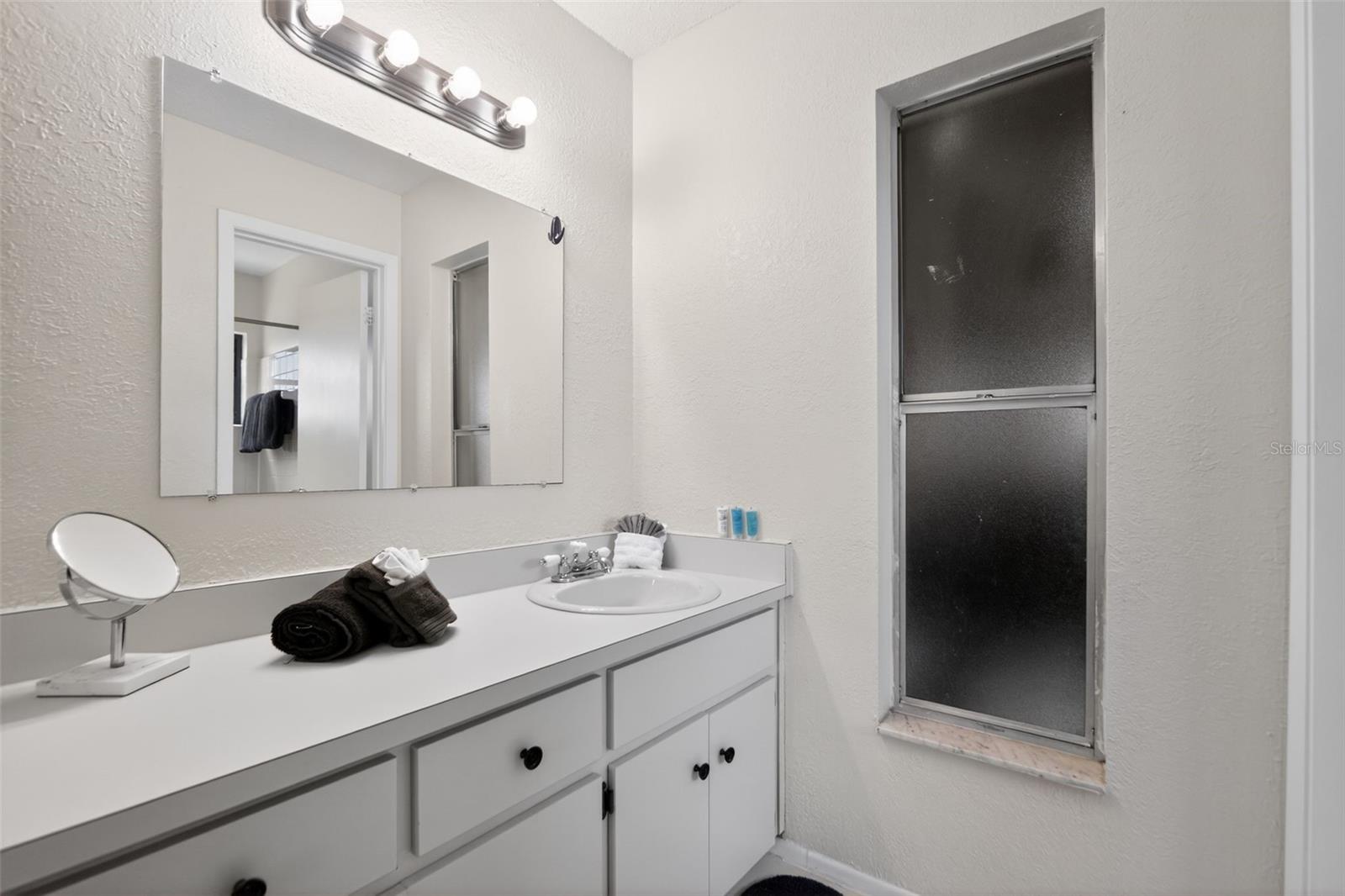 INDIAN WELLS UNIT 2 - Residential