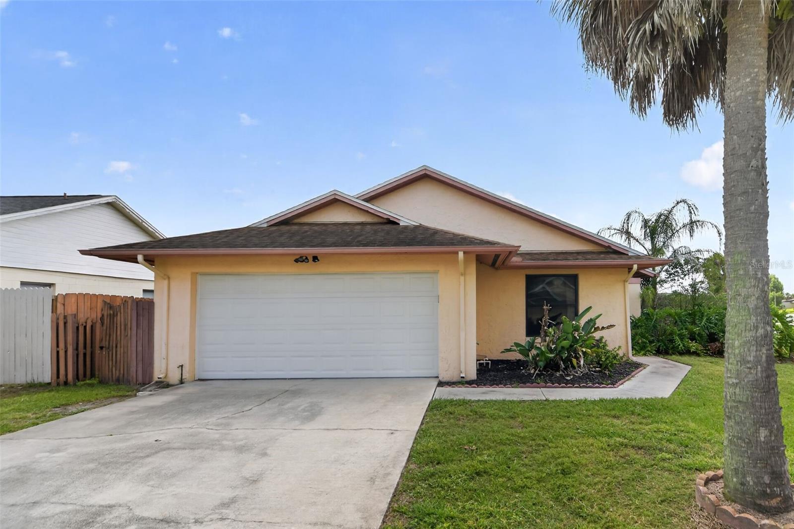 INDIAN WELLS UNIT 2 - Residential