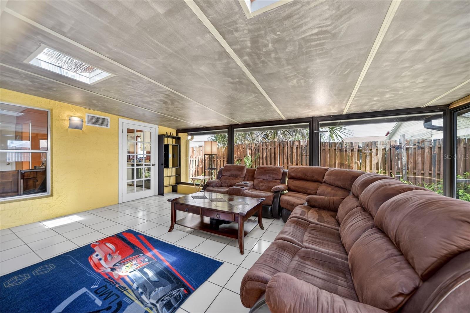 INDIAN WELLS UNIT 2 - Residential