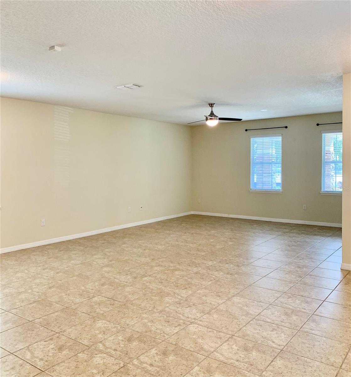 SUMMERPORT TRAIL PH 2 - Residential Lease