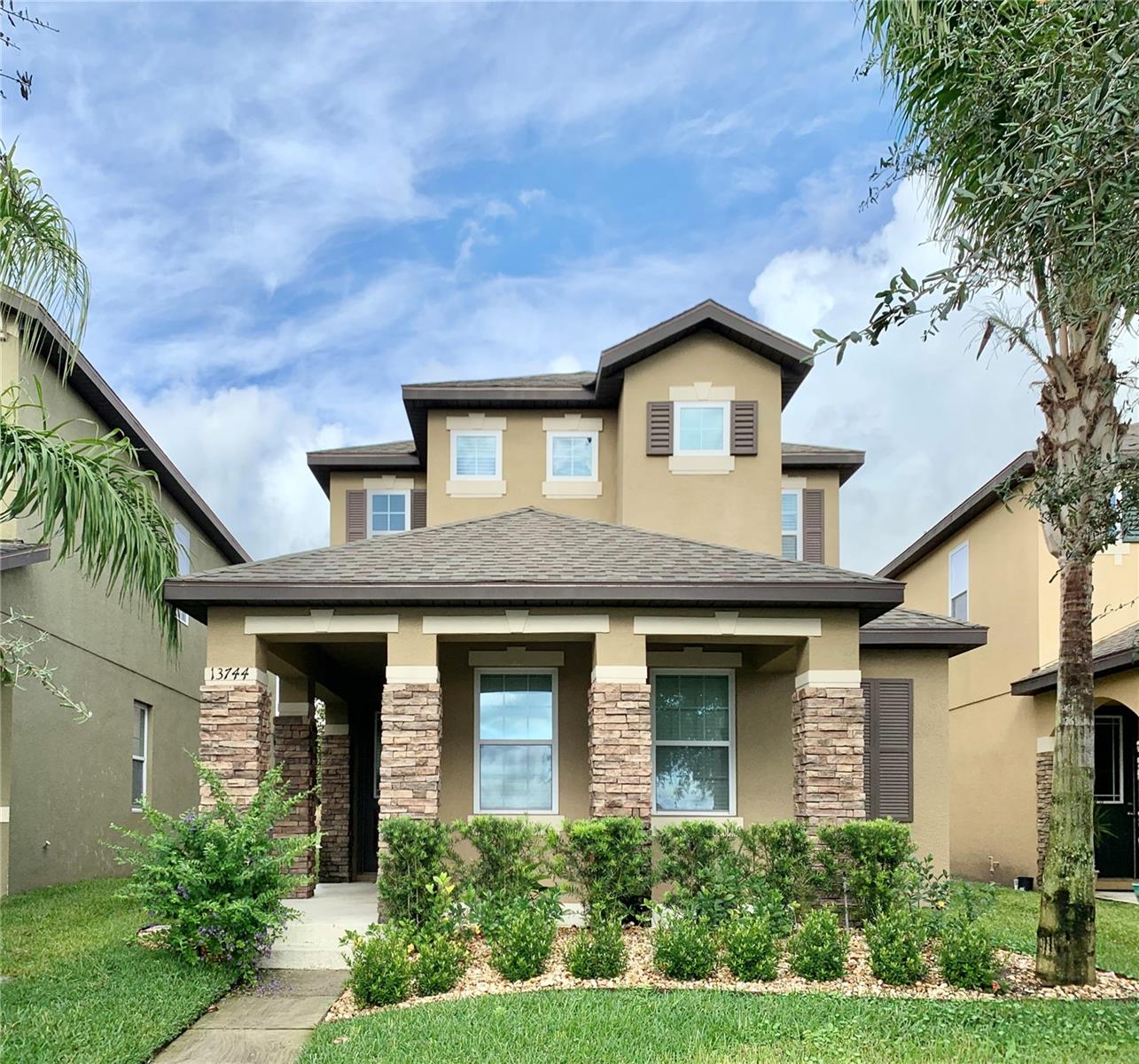 SUMMERPORT TRAIL PH 2 - Residential Lease