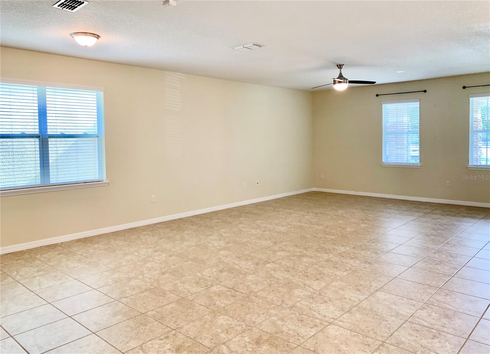 SUMMERPORT TRAIL PH 2 - Residential Lease