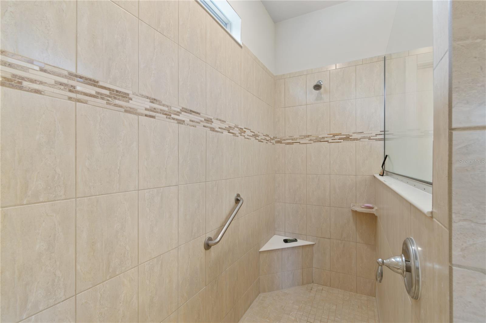 STONE CREEK BY DEL WEBB-ARLINGTON PINNACLE PH - Residential