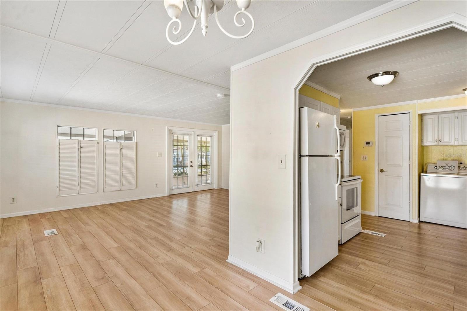 DORA PINES SUB - Residential