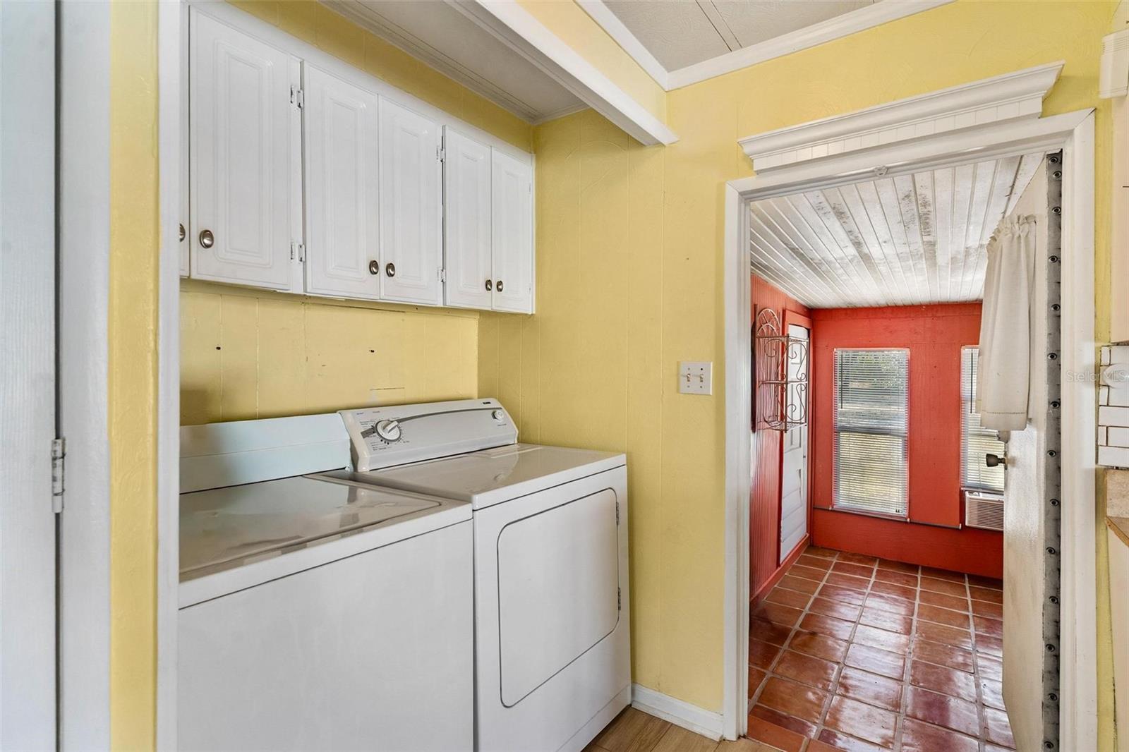 DORA PINES SUB - Residential