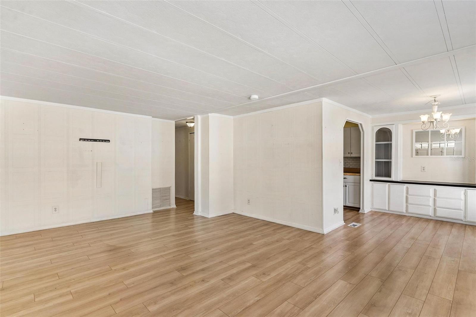 DORA PINES SUB - Residential