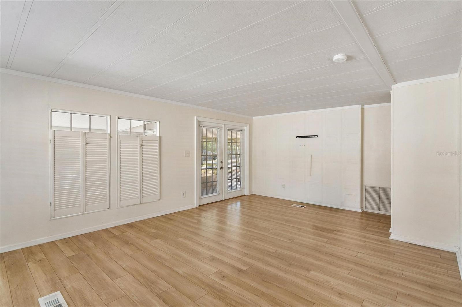 DORA PINES SUB - Residential