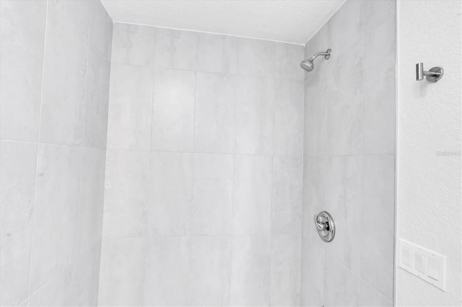 SUNNY SHORES - Residential