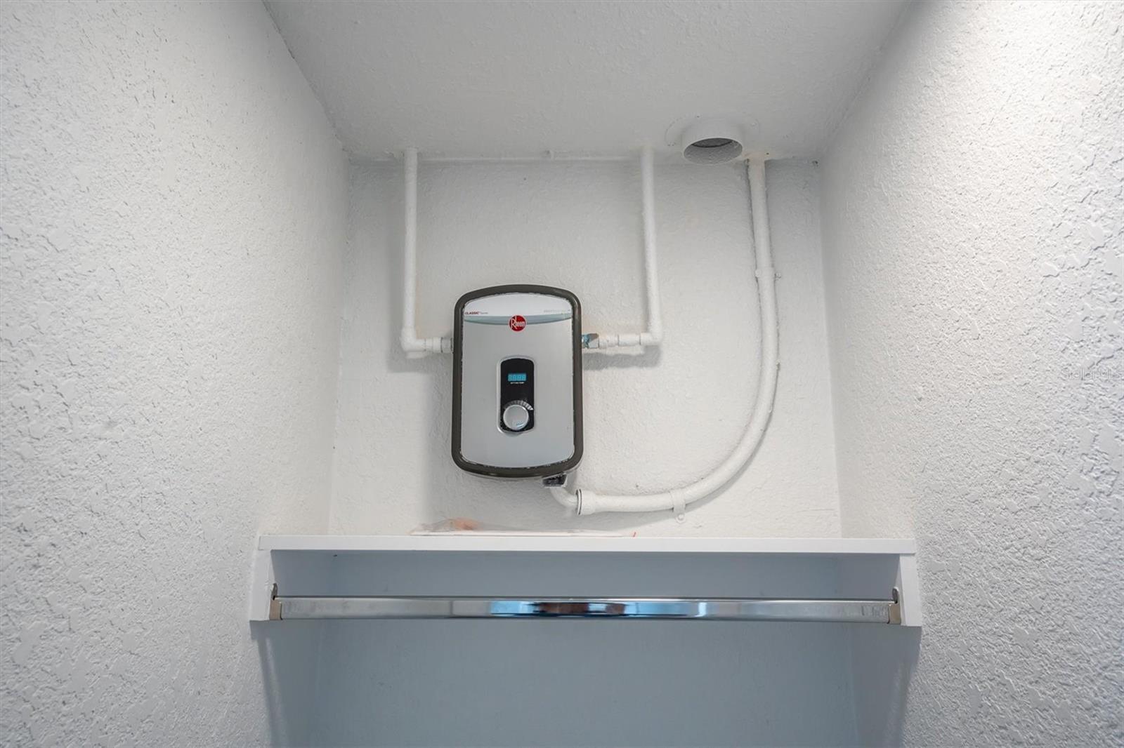 SUNNY SHORES - Residential