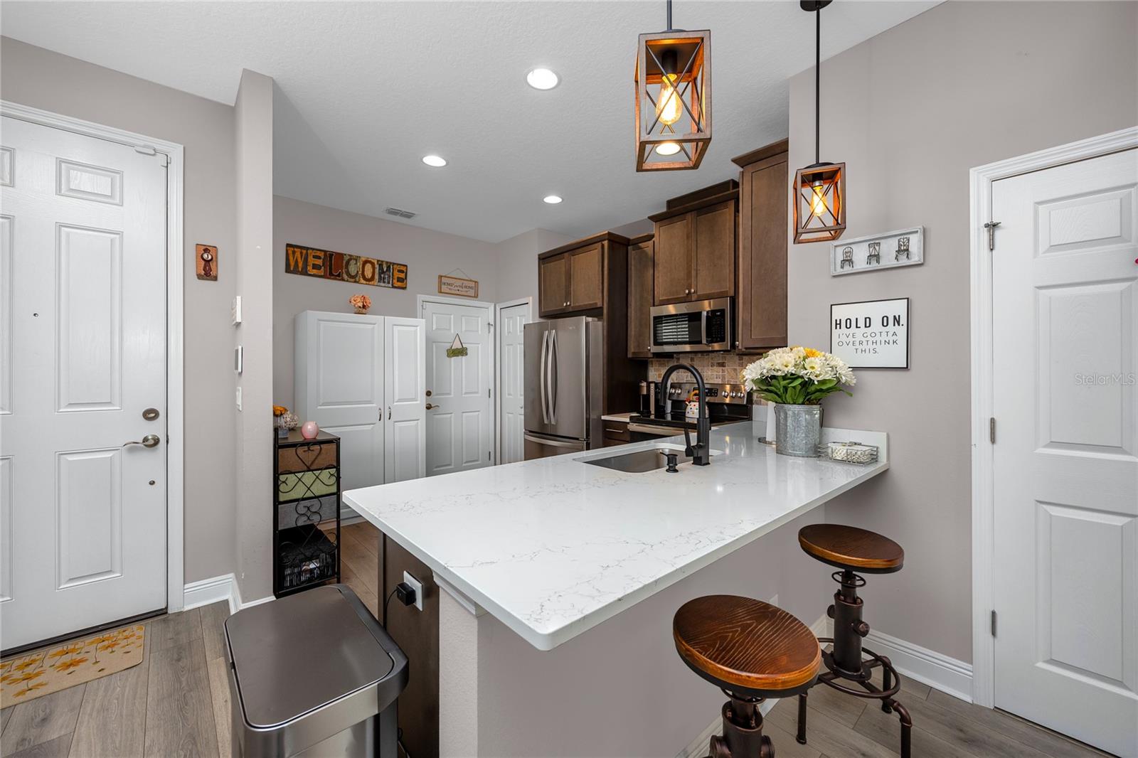 TOWNS AT BELLEAIR GROVE - Residential