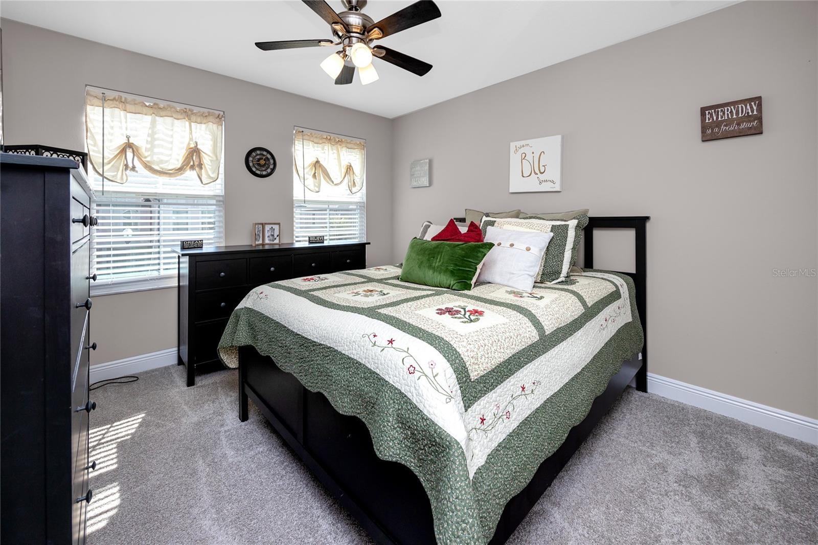 TOWNS AT BELLEAIR GROVE - Residential